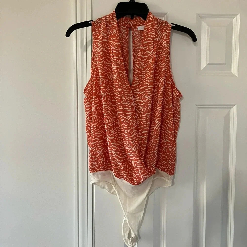 NWT Lush Coral and White “Orange Animal” Bodysuit Small